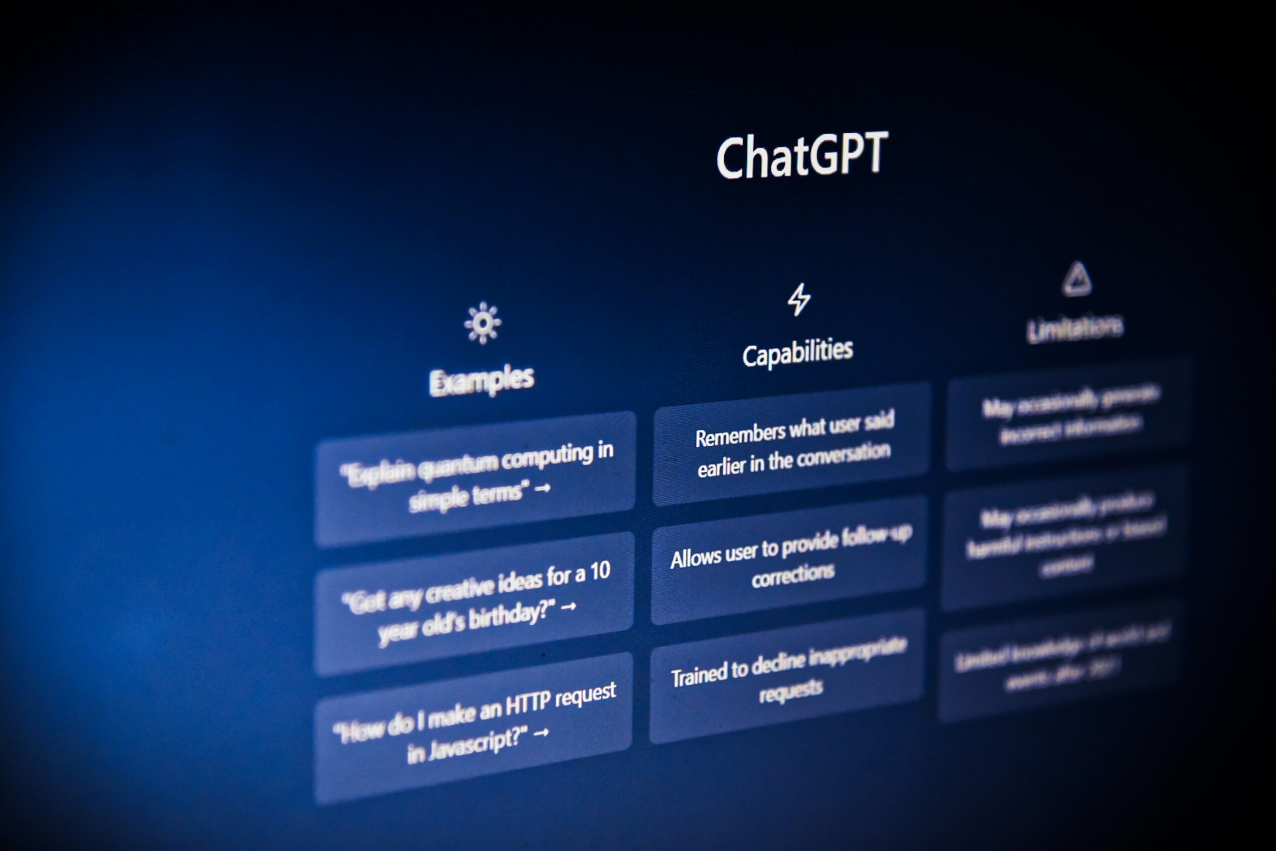 Prosmatic GPT vs. ChatGPT: Why Pakistan’s All-in-One AI Suite is Your Smarter Choice
